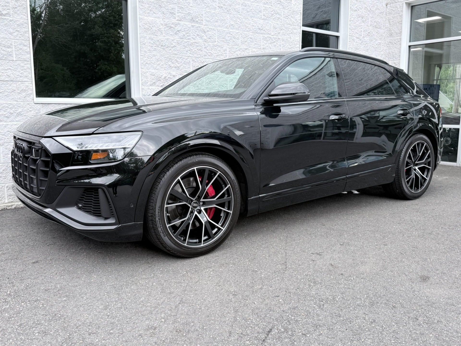 View vehicle photo 3