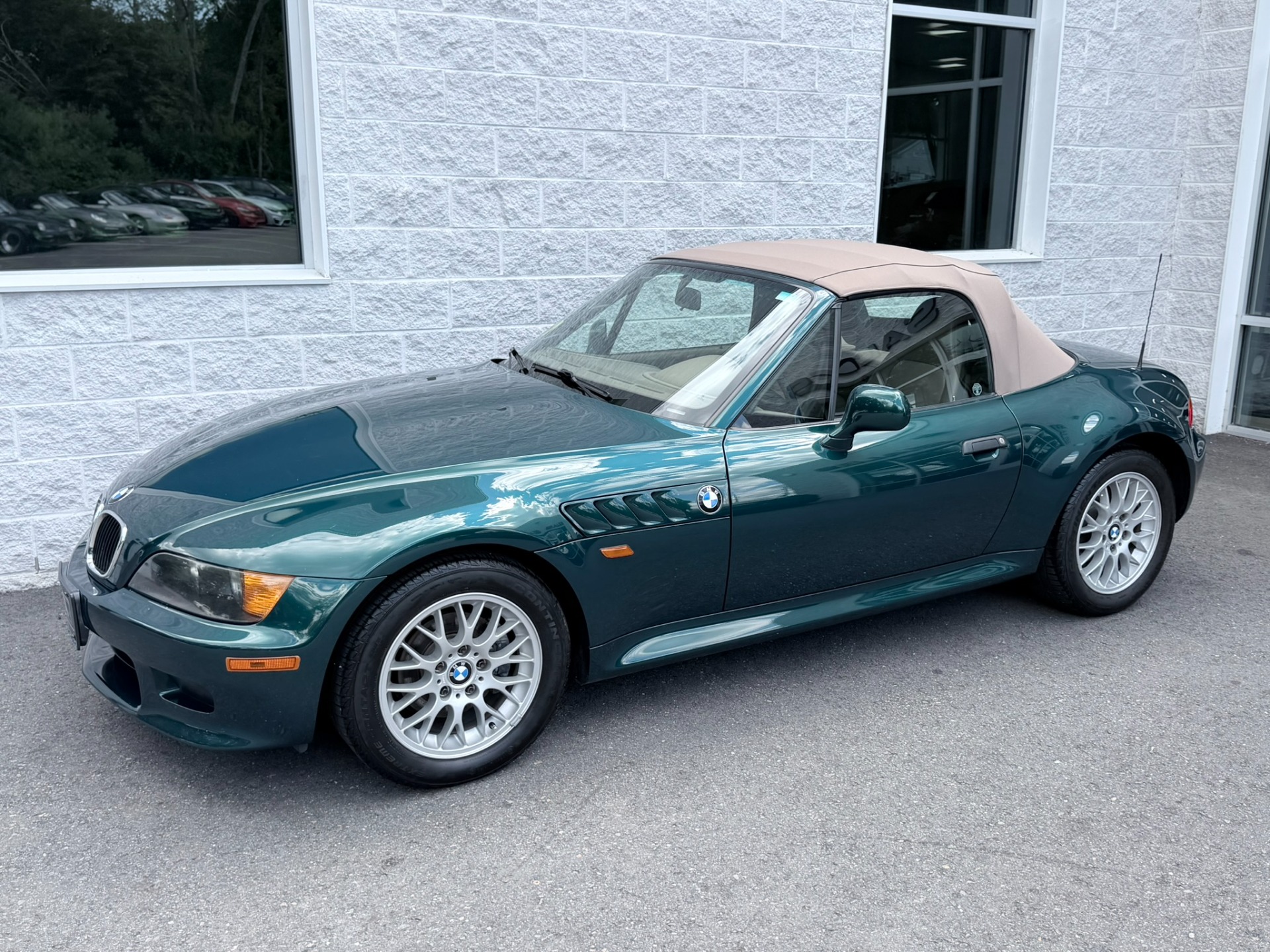 Boston Green Metallic 1999 BMW Z3 Convertible Rear-Wheel Drive 5-Speed Manual