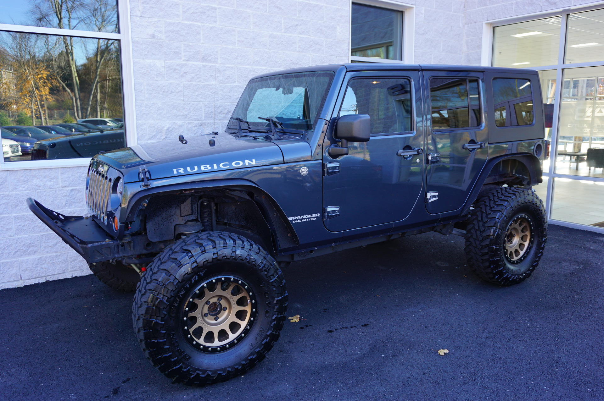 Jeep wrangler with retractable roof for sale hotsell