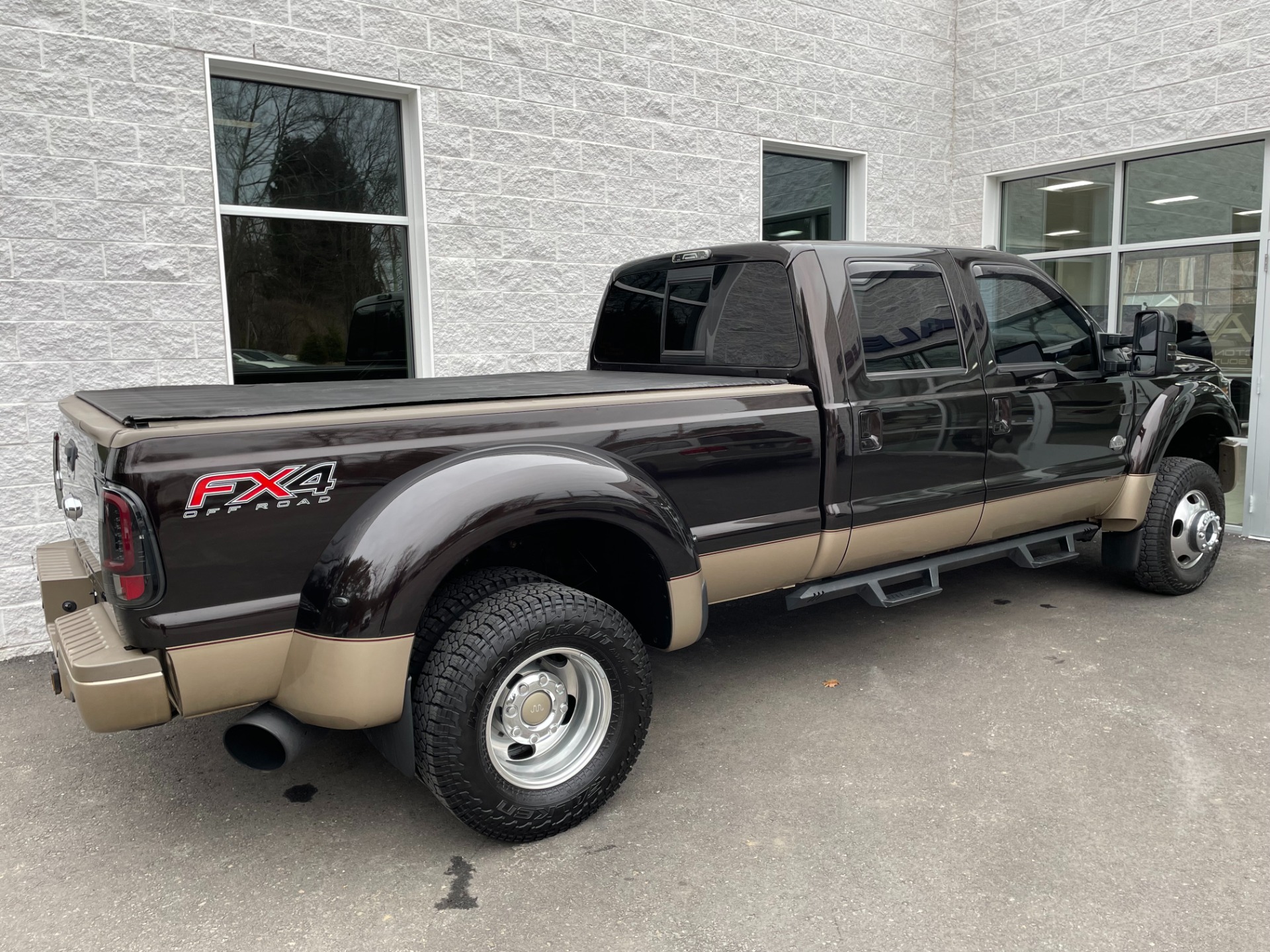 Tailgate Kit | FORD F-450 KING RANCH 2018 Tailgate Kit | FORD F-450 KING RANCH 2018