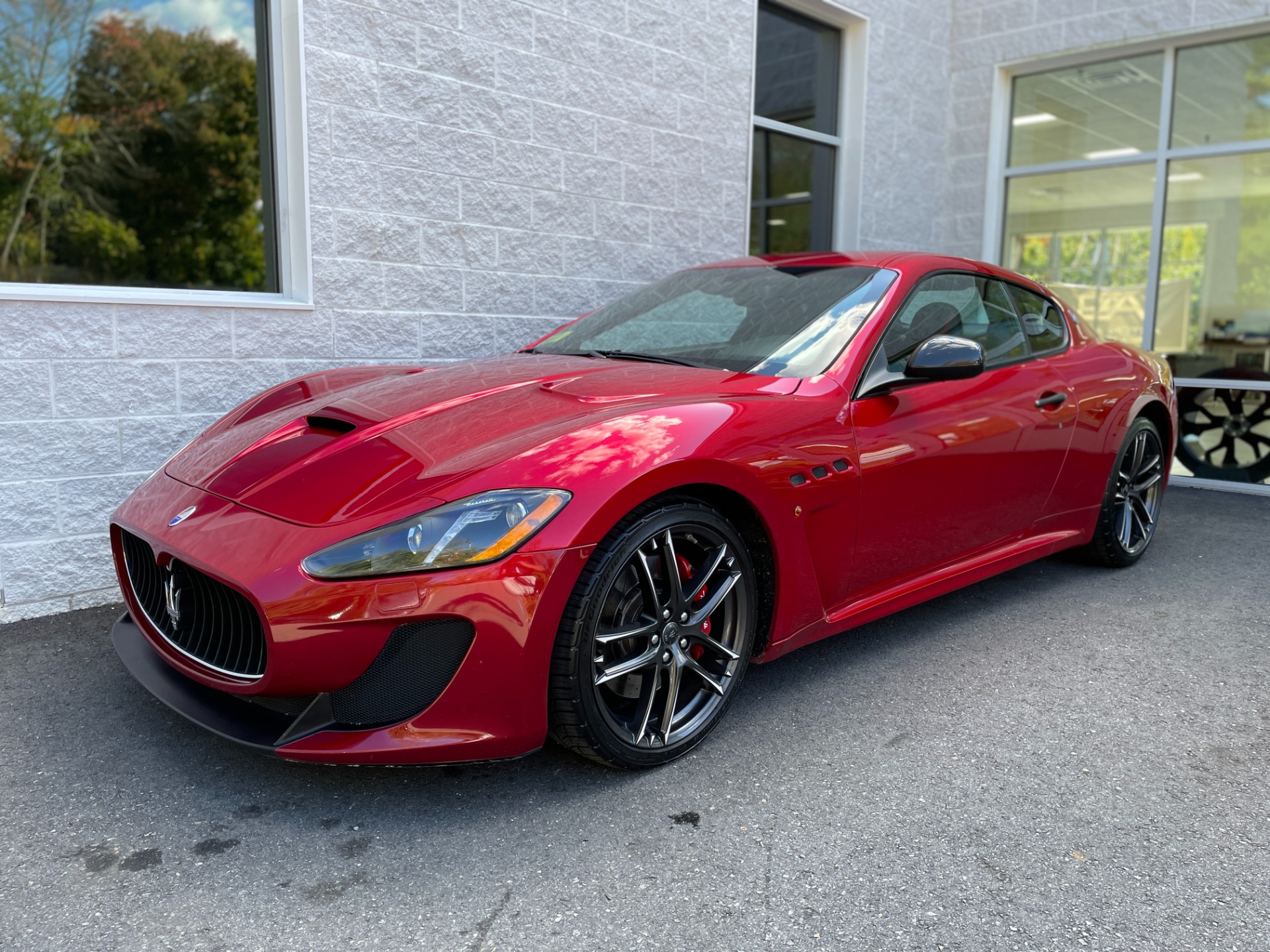 GRANCY BigCardigan Mレッド Used 2015 Maserati GranTurismo MC Centennial For Sale (Sold