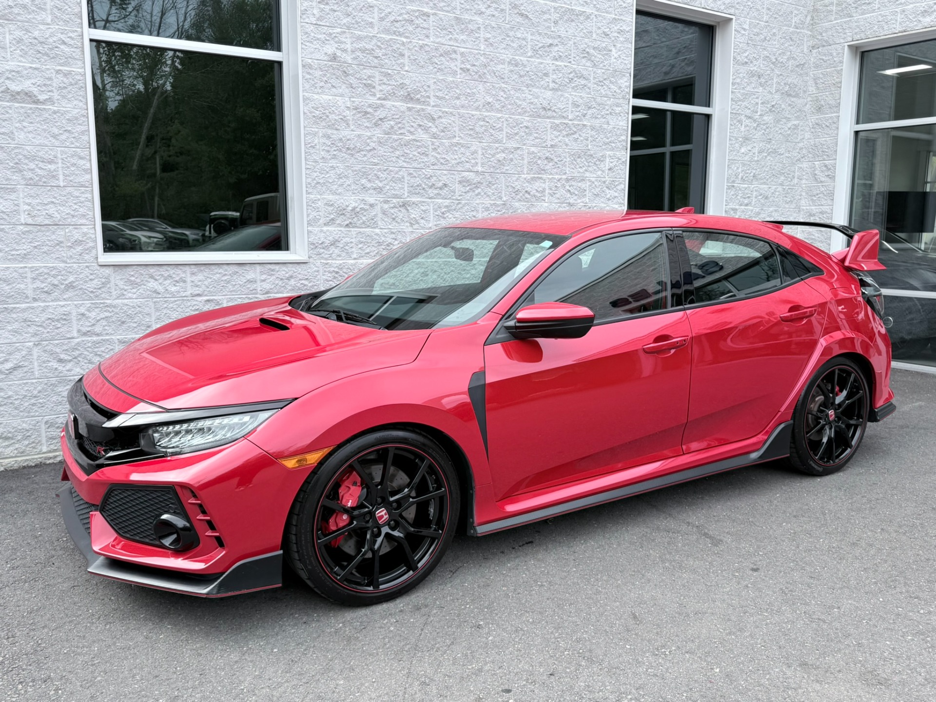 2019 Honda Civic Type-R Touring's photo