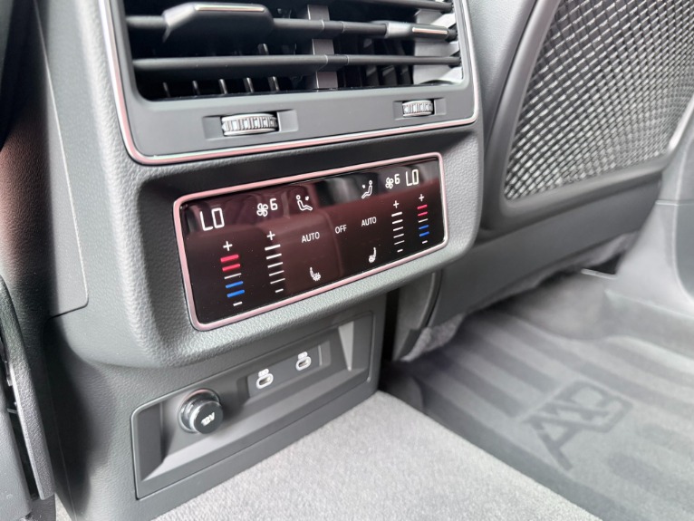 2023 Audi SQ8 Premium Plus - Photo 82