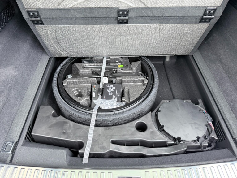 2023 Audi SQ8 Premium Plus - Photo 101