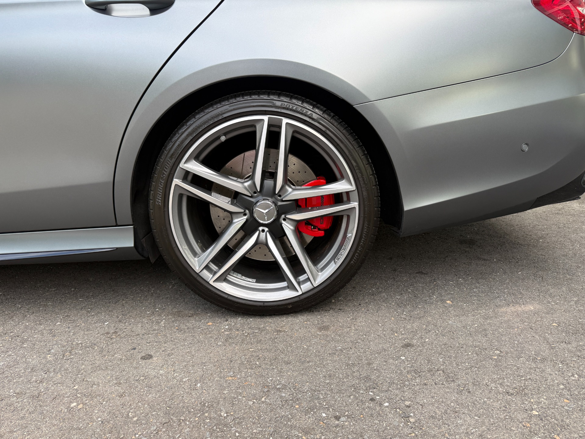 2018 Mercedes-Benz E-Class AMG E63 - Photo 40