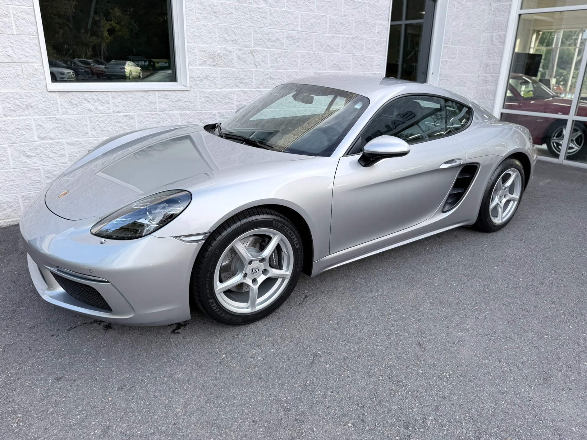 2024 Porsche 718